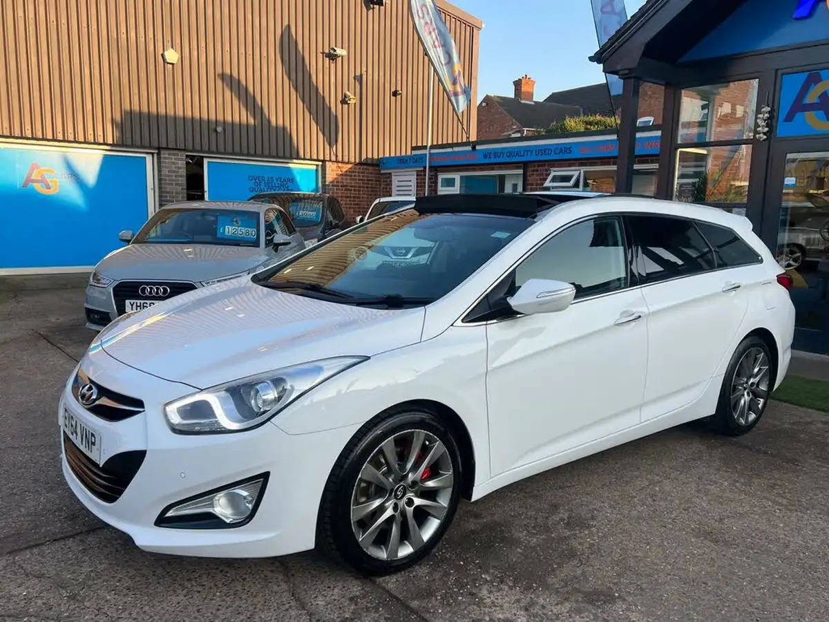 2015-hyundai-i40-17td-premium-estate-5d-auto-big-18