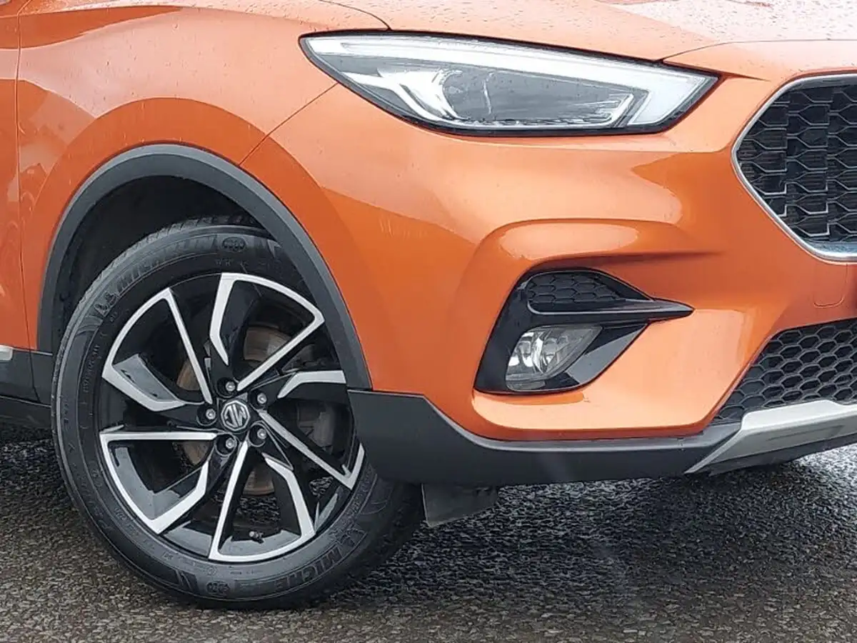 2021-mg-zs-suv-15-vti-tech-exclusive-big-8