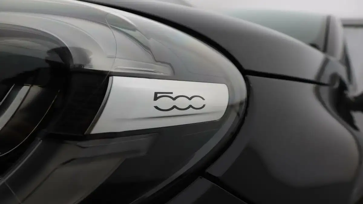 2021-fiat-500x-10-firefly-turbo-sport-big-22