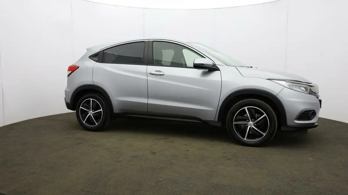 2020-honda-hr-v-15-i-vtec-se-big-41