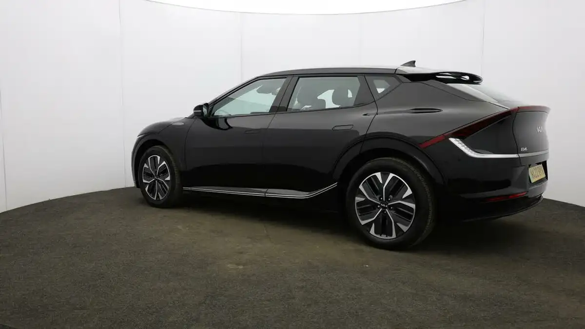2022-kia-ev6-e-air-big-4