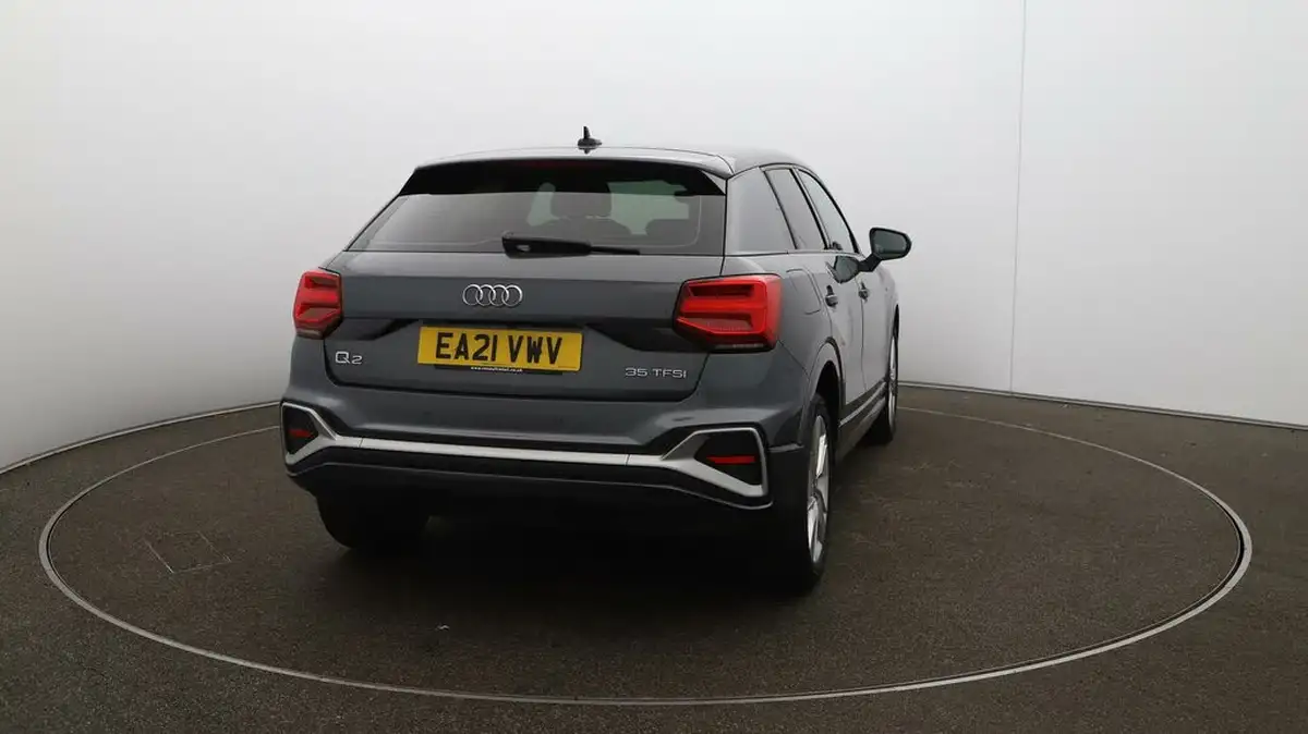 2021-audi-q2-15-35-tfsi-s-line-tronic-big-47