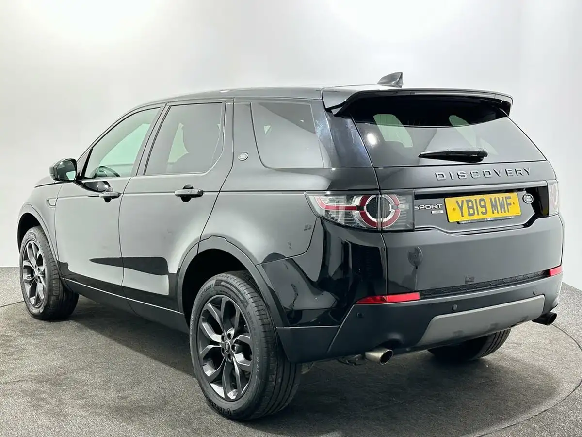 2019-land-rover-discovery-sport-20td4-landmark-big-4