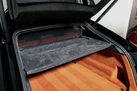 2019-lamborghini-urus-40-no-trim-small-38