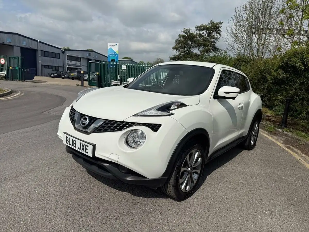 2018-nissan-juke-12-dig-t-tekna-big-18