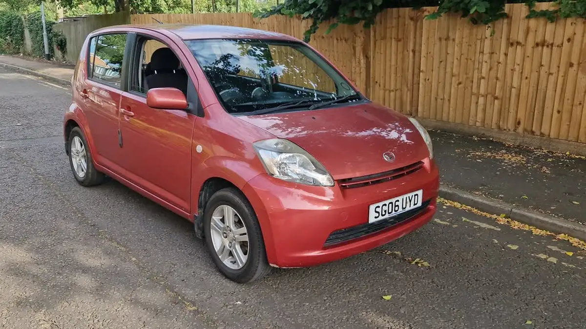 2006-daihatsu-sirion-13-se-auto-big-0