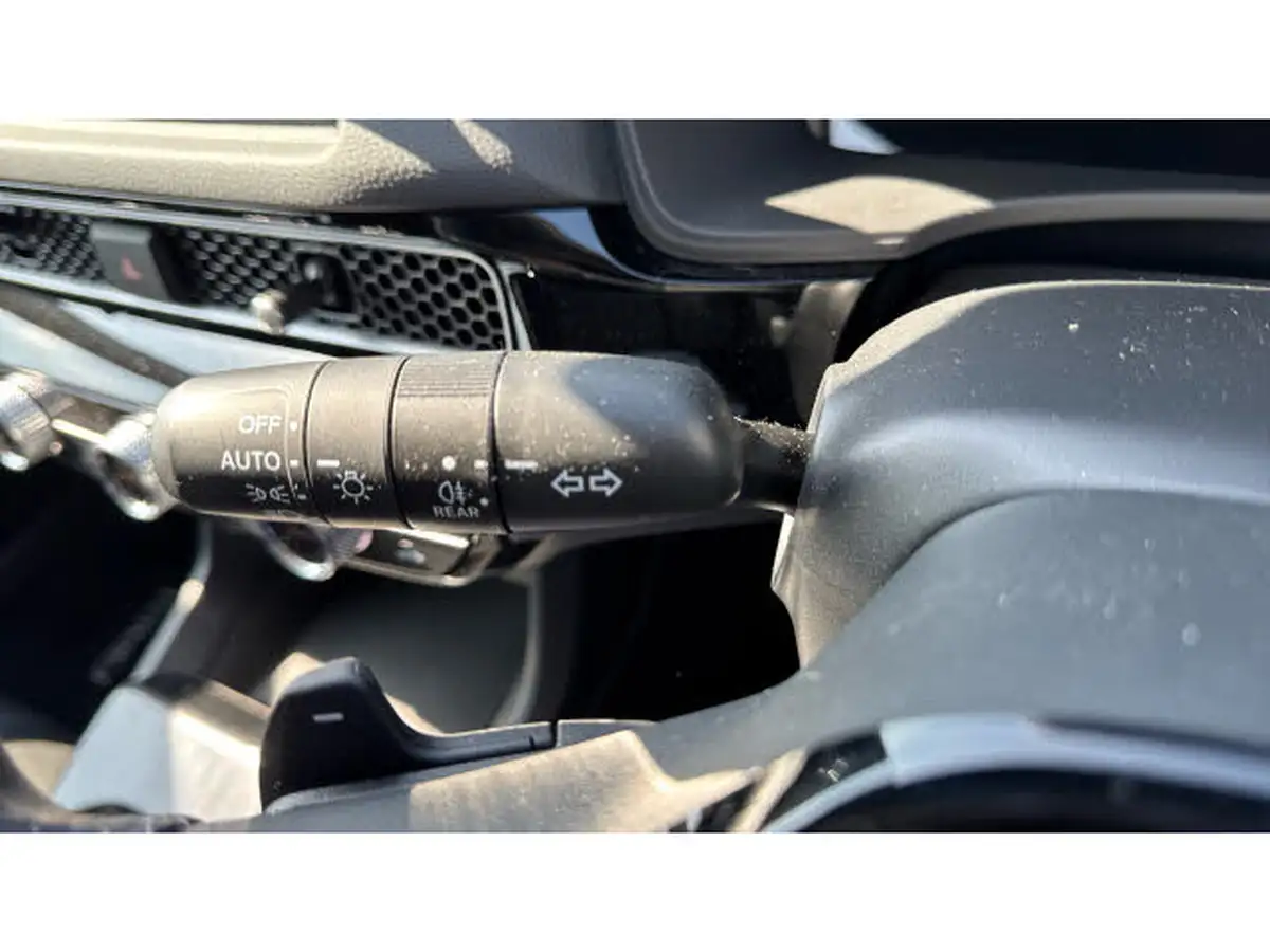 2025-honda-civic-20-i-mmd-elegance-big-17