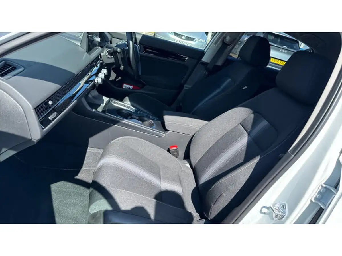 2025-honda-civic-20-i-mmd-elegance-big-41