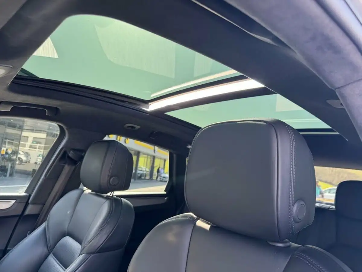 2019-porsche-macan-29-v6-turbo-big-18