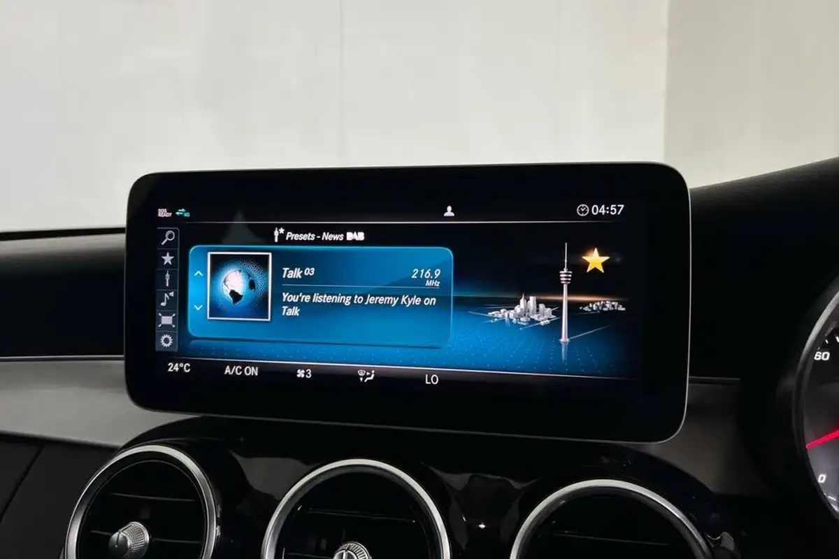 2019-mercedes-benz-c-class-15-c200-sport-ss-estate-5d-big-25