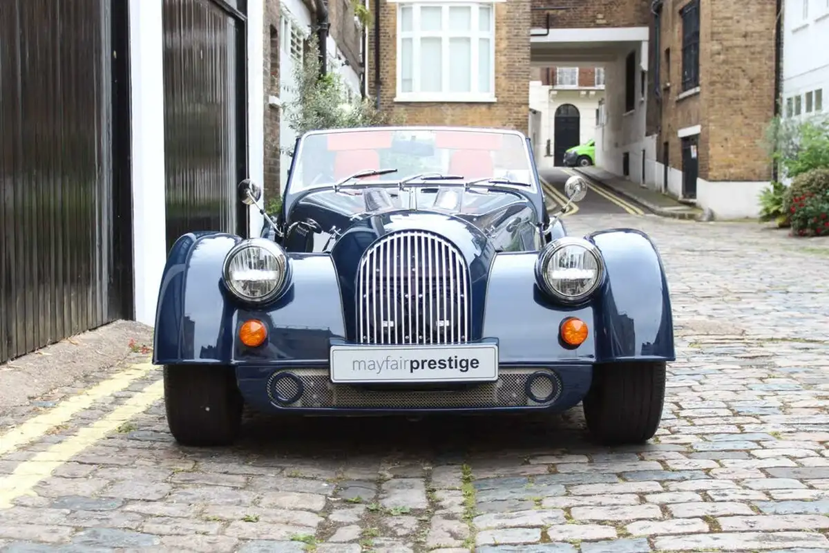 2022-morgan-plus-4-20-auto-big-30