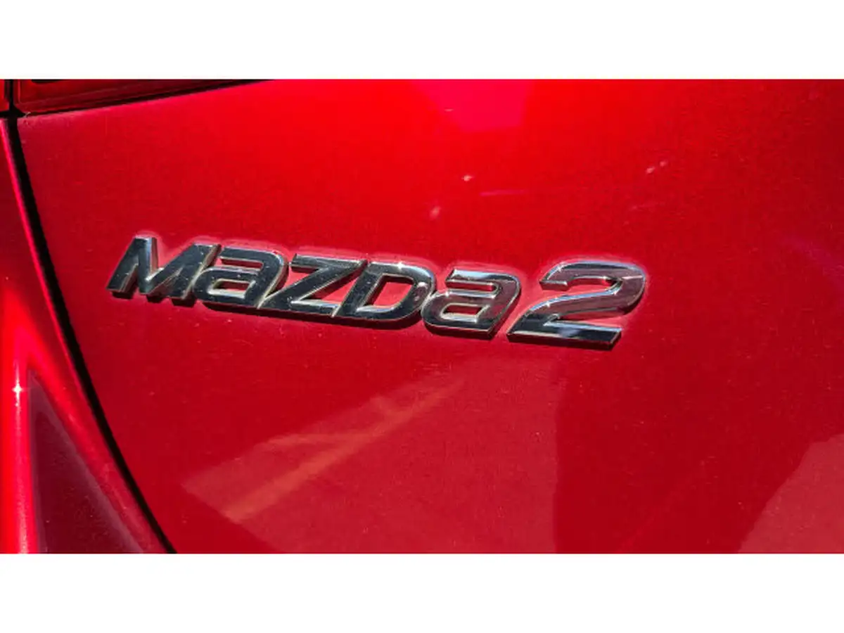 2019-mazda-mazda2-15-sport-nav-big-21