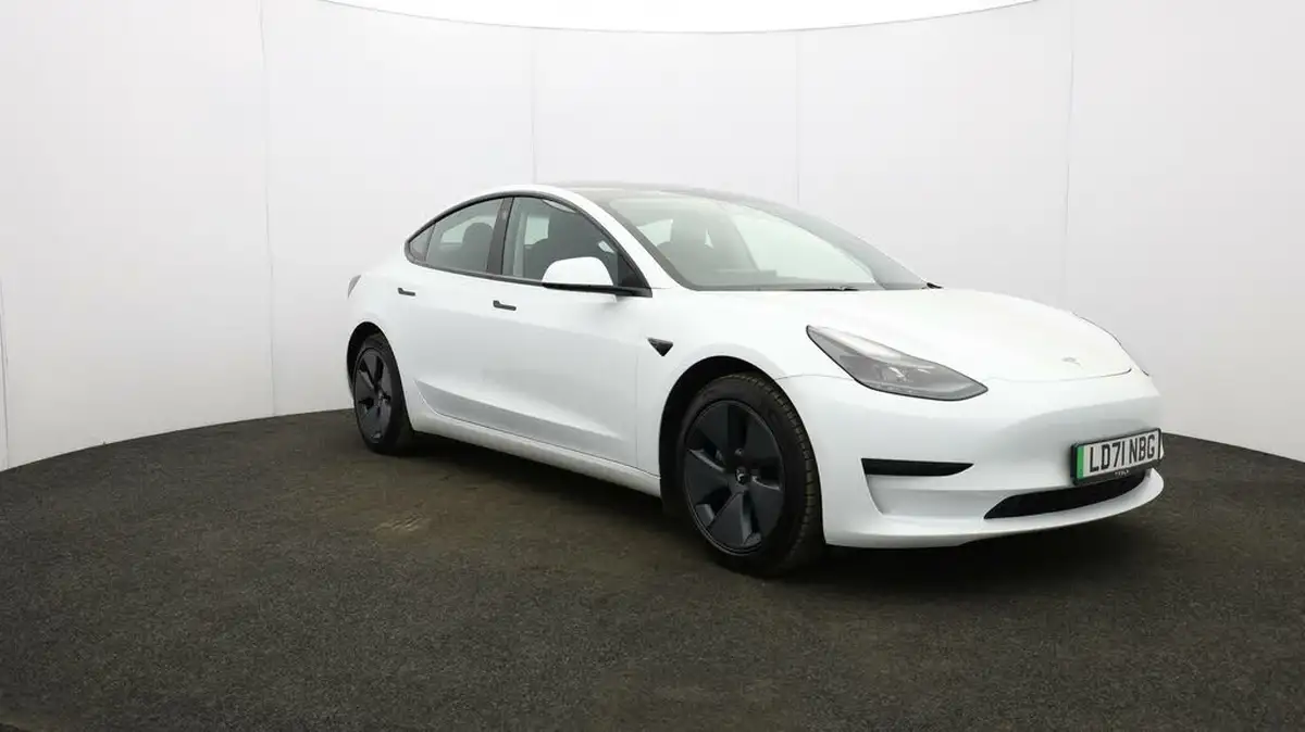 2021-tesla-model-3-e-standard-plus-big-0