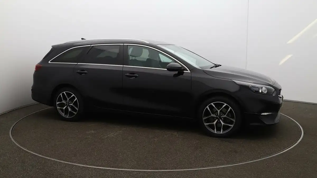 2022-kia-ceed-15-t-gdi-3-sportswagon-big-37