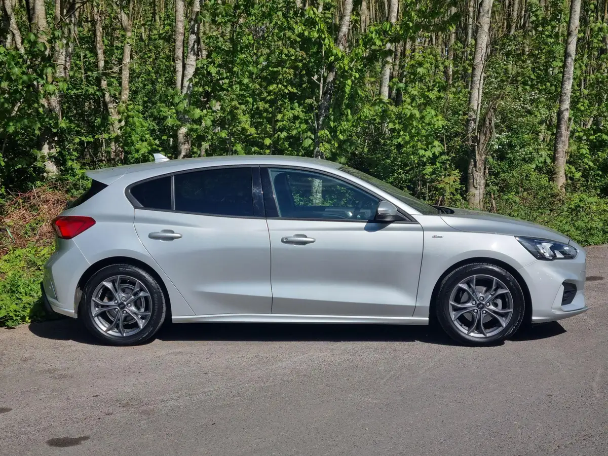 2021-ford-focus-10t-st-line-edition-125ps-hatchback-big-6