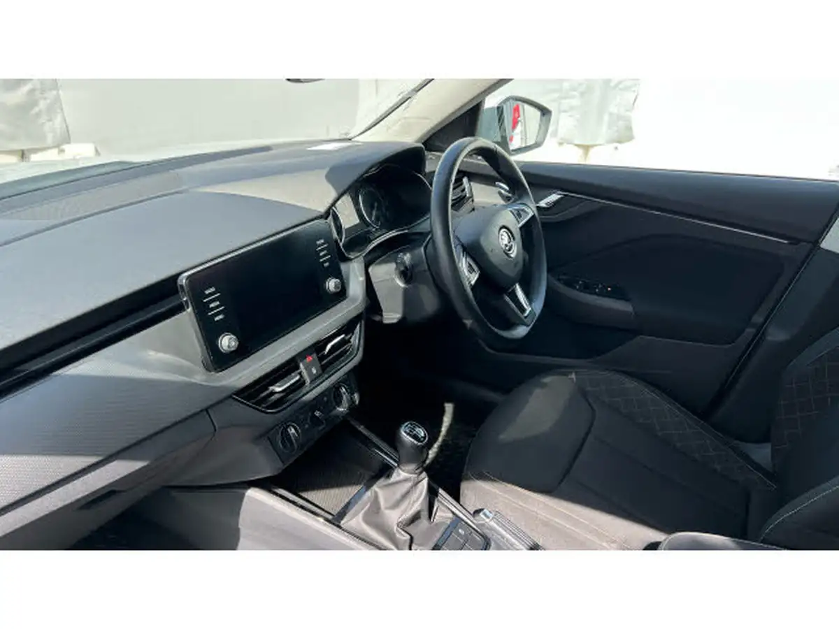 2020-skoda-kamiq-15-tsi-se-big-8