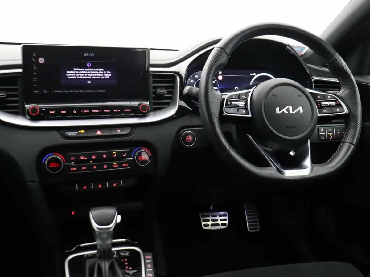 2023-kia-pro-ceed-15-t-gdi-gt-line-s-158bhp-big-13