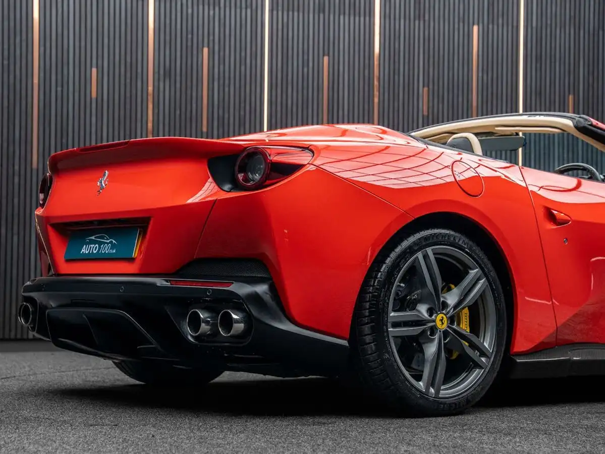 2019-ferrari-portofino-bca-big-26