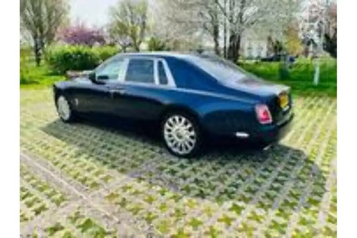 2019-rolls-royce-phantom-big-8
