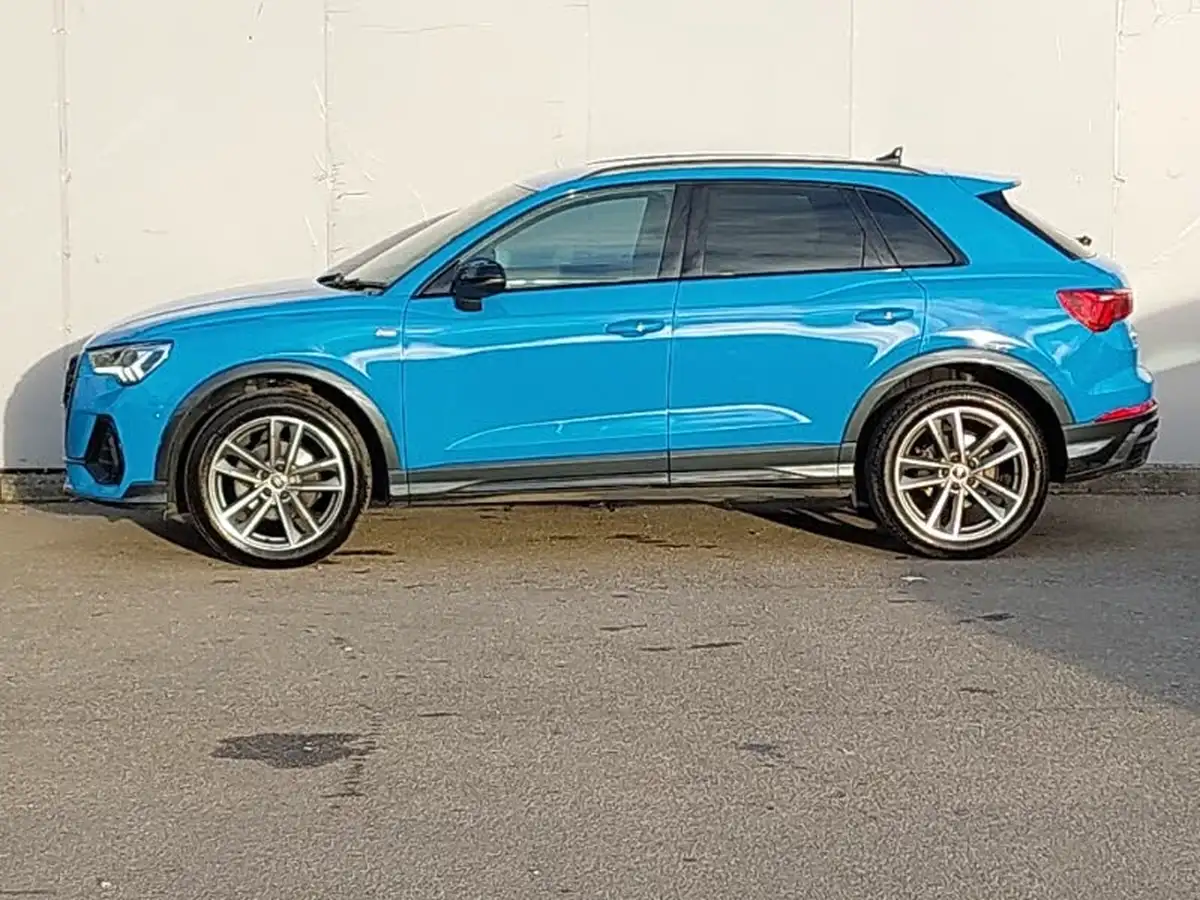 2022-audi-q3-15-35-tfsi-black-edition-codcomfort-sound-pack-station-wagon-big-3
