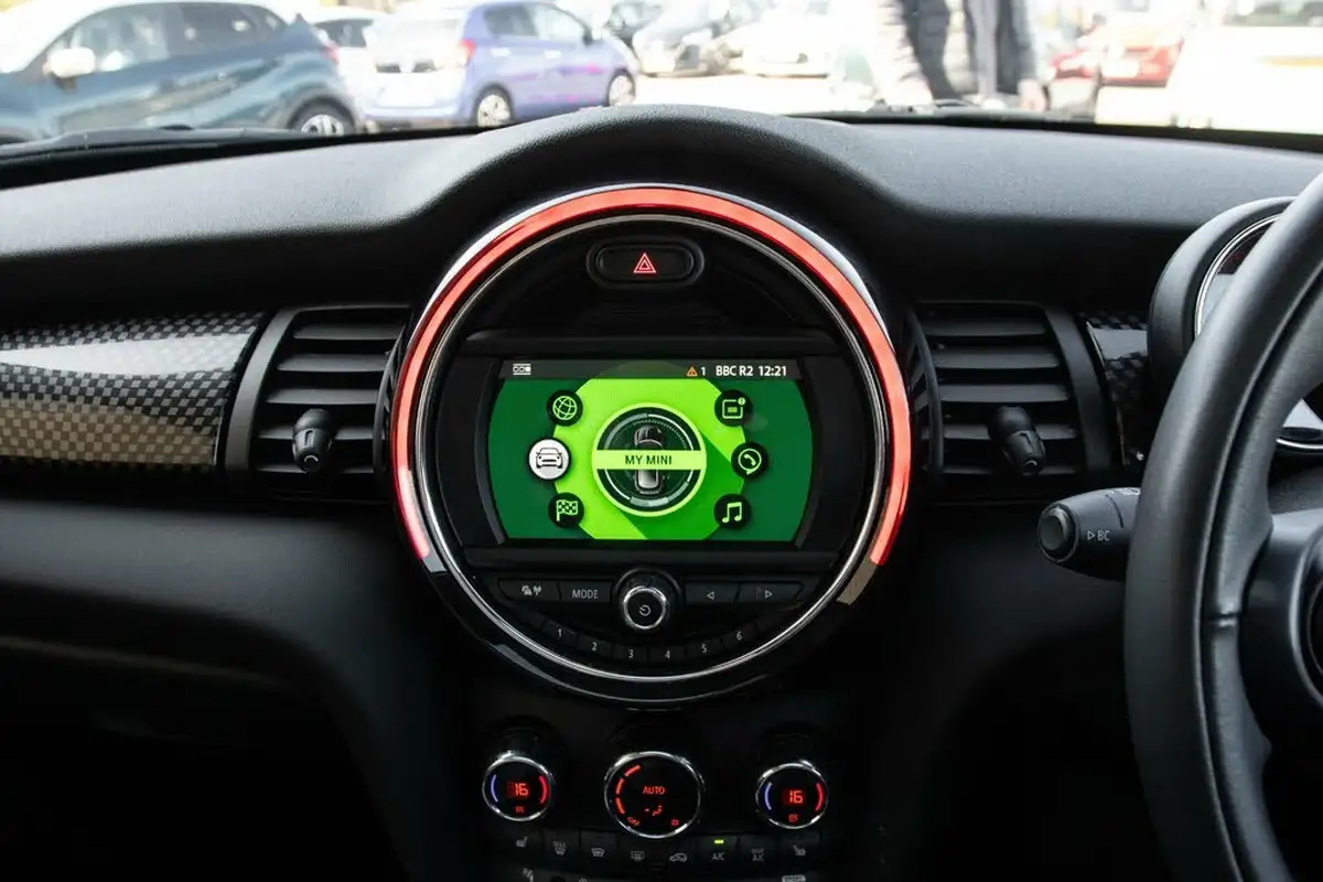 2019-mini-cooper-20-cooper-s-classic-189bhp-hatchback-5d-big-19