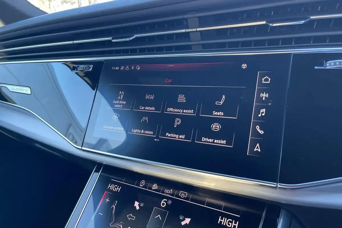 2020-audi-sq7-40tdi-big-41