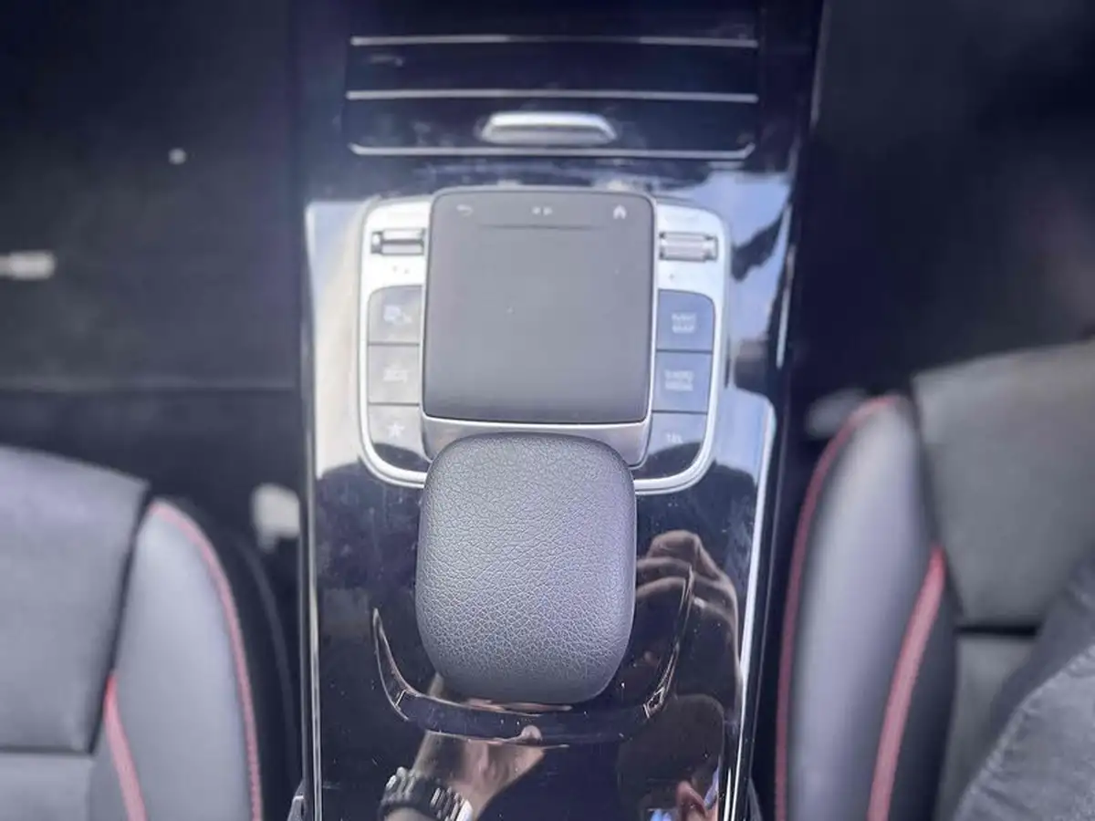 2019-mercedes-benz-a-class-13-a200-amg-line-executive-hatchback-5d-7g-dct-big-19