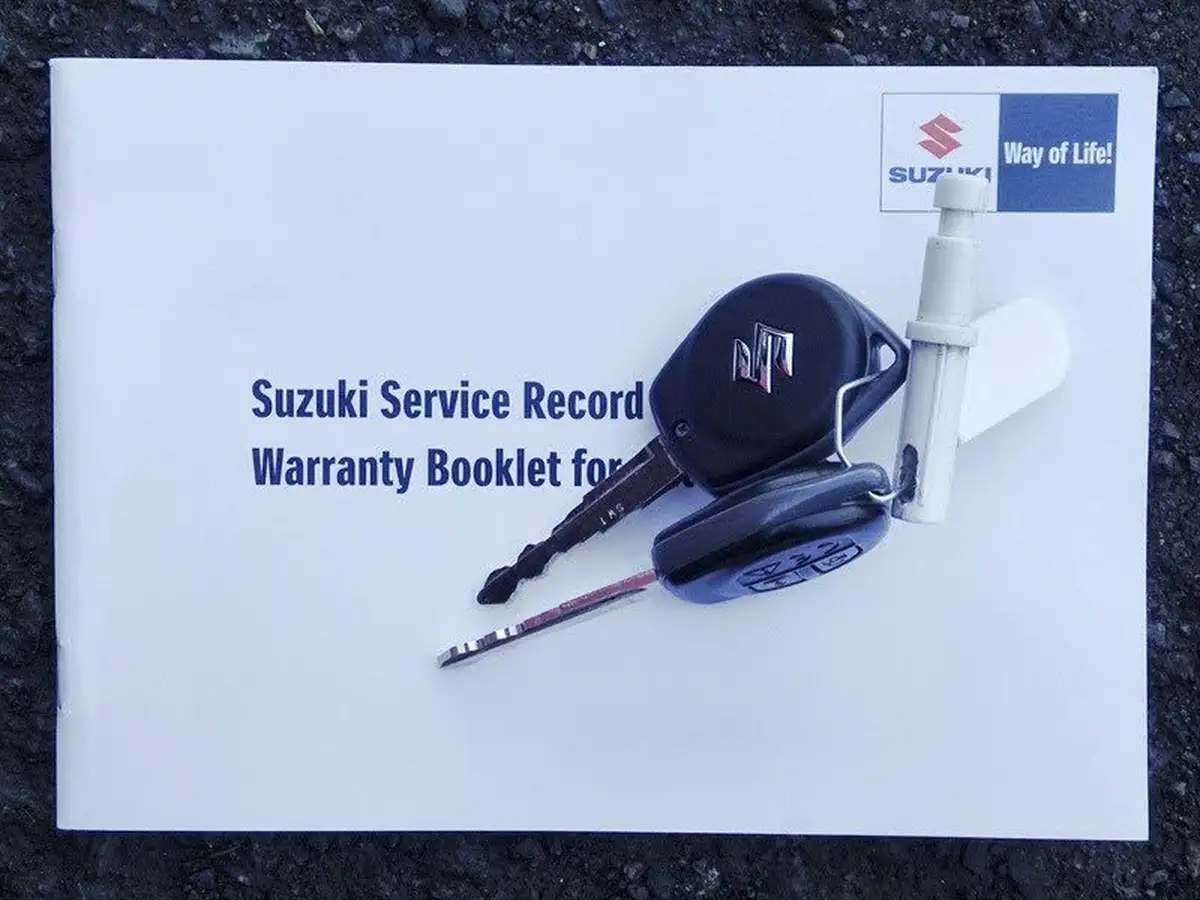 2022-suzuki-swift-12-dualjet-sz-l-big-8