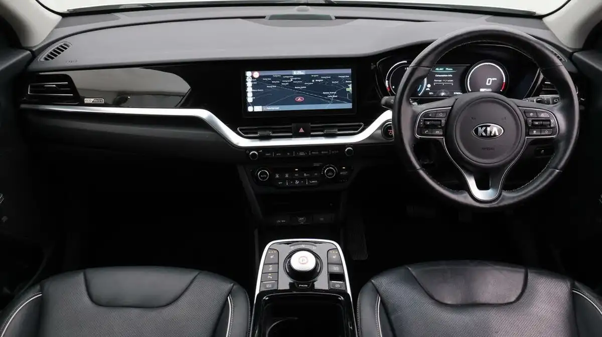 2020-kia-e-niro-ev-4-big-13