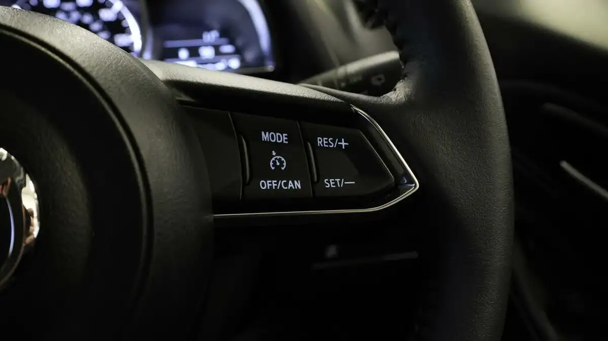 2021-mazda-mazda2-15-skyactiv-g-sport-big-22
