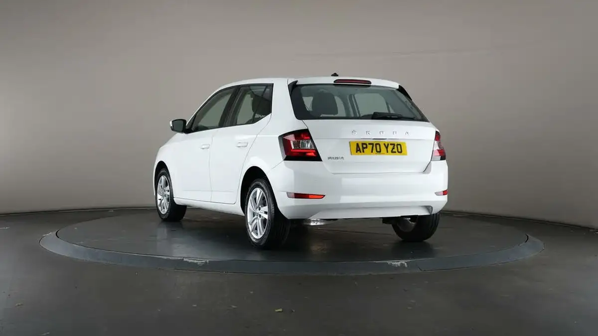 2020-skoda-fabia-10-mpi-se-60ps-hatchback-big-65