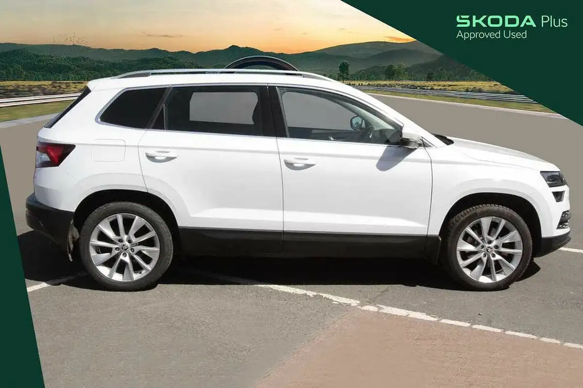 2018-skoda-karoq-15-tsi-se-l-ss-big-3