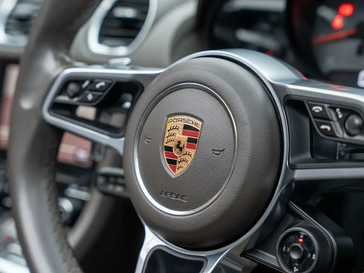 2016-porsche-boxster-718-25-boxster-s-pdk-big-35