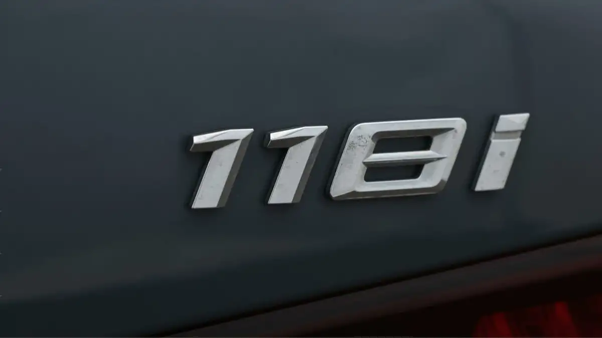 2021-bmw-1-series-15-118i-m-sport-lcp-dct-big-22