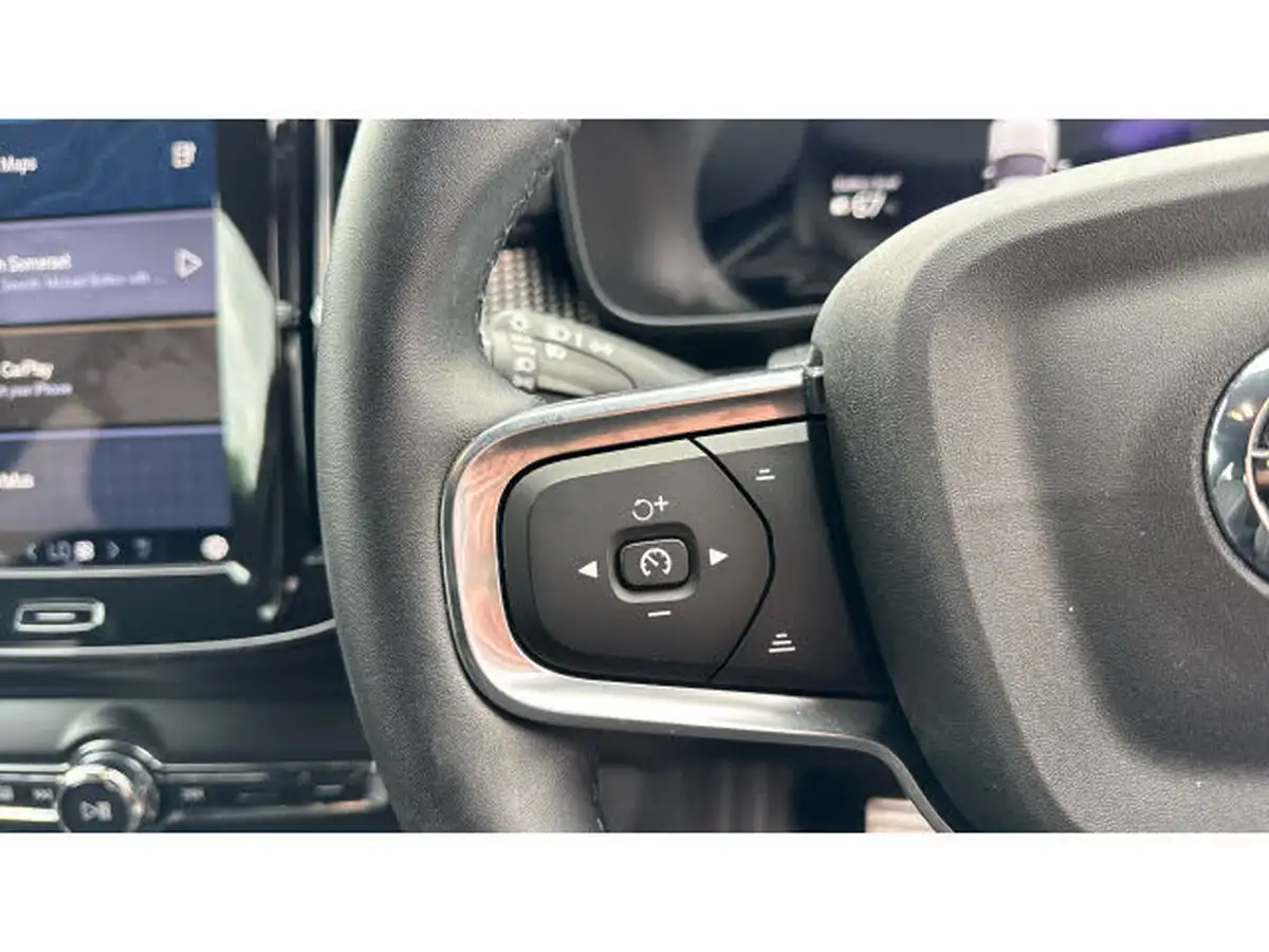 2022-volvo-xc40-e-recharge-plus-228bhp-big-17