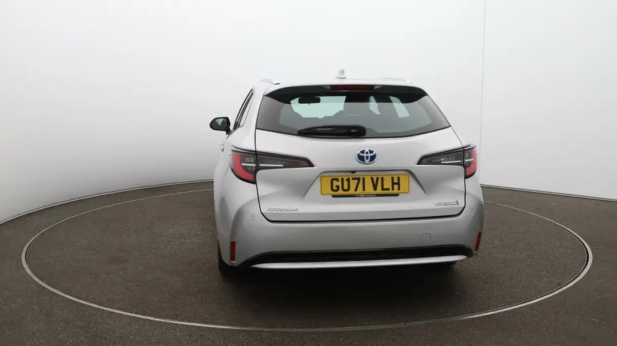 2021-toyota-corolla-18-vvt-i-icon-tech-spare-wheel-touring-sports-5d-big-58