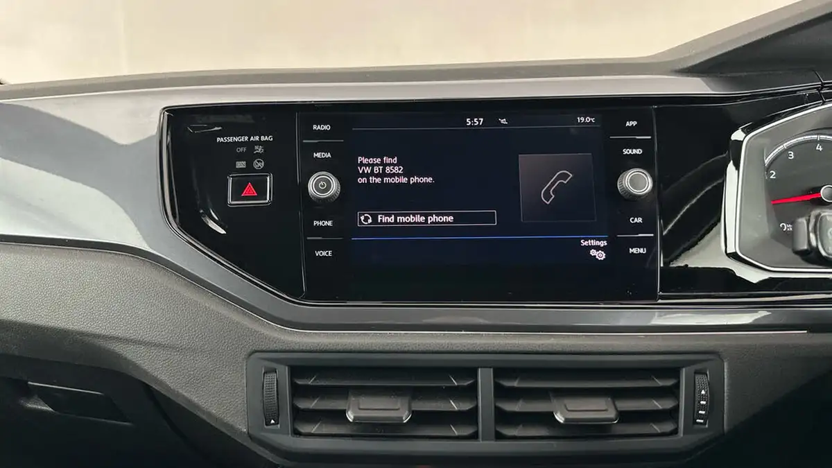 2019-volkswagen-polo-10-tsi-r-line-115ps-big-30