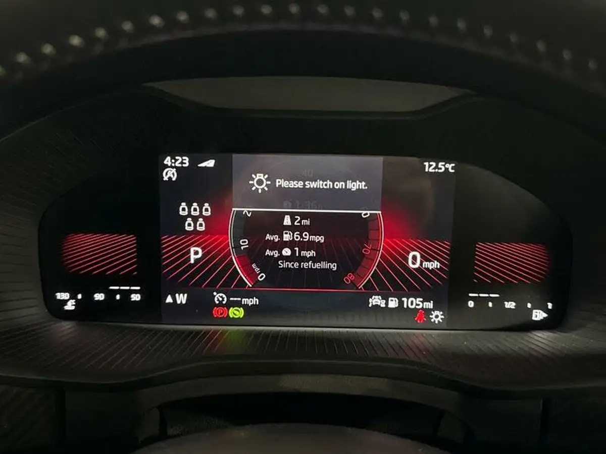 2023-skoda-kodiaq-20-tsi-sportline-big-18