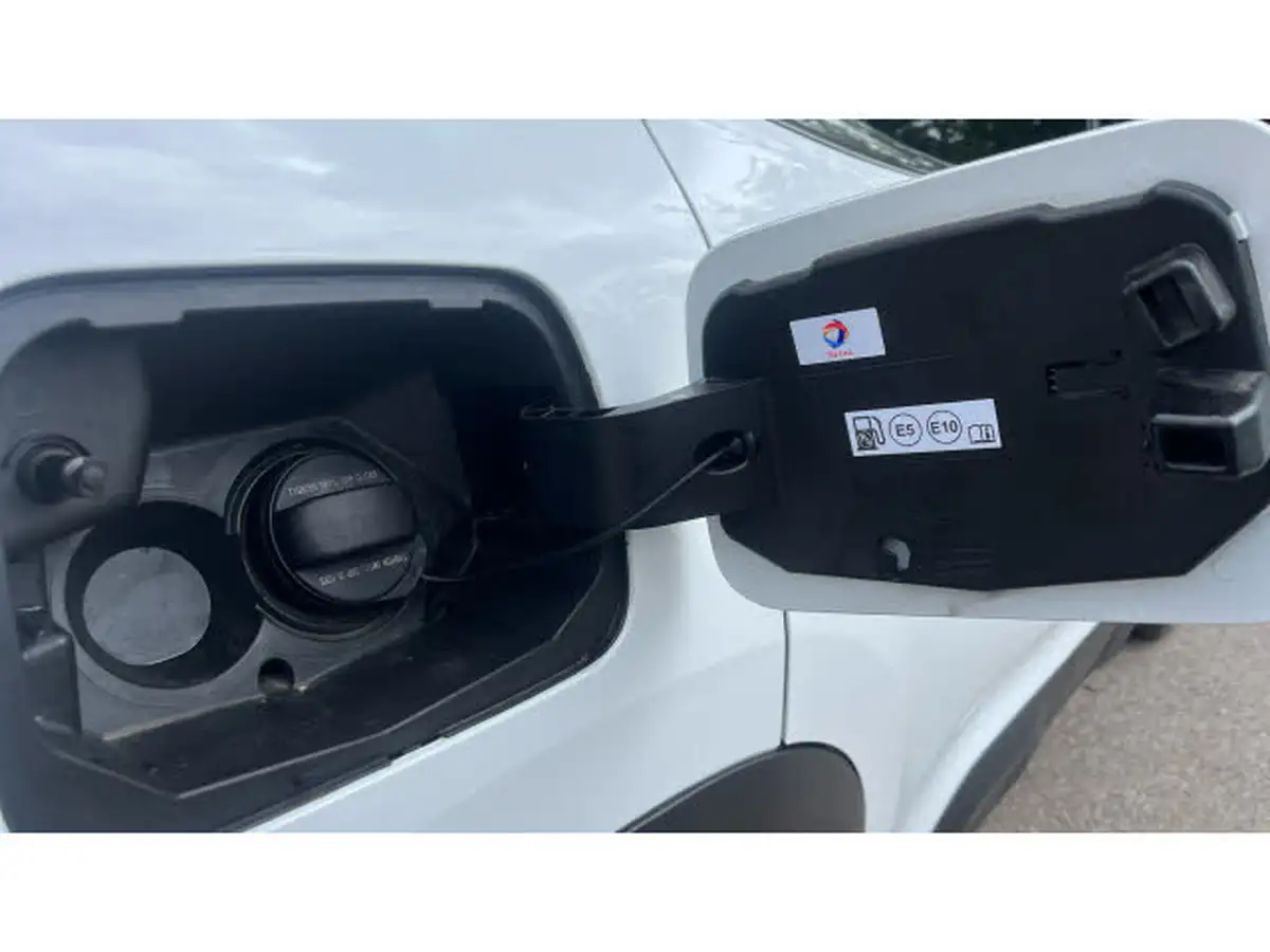 2024-citroen-c5-aircross-16-puretech-max-big-32