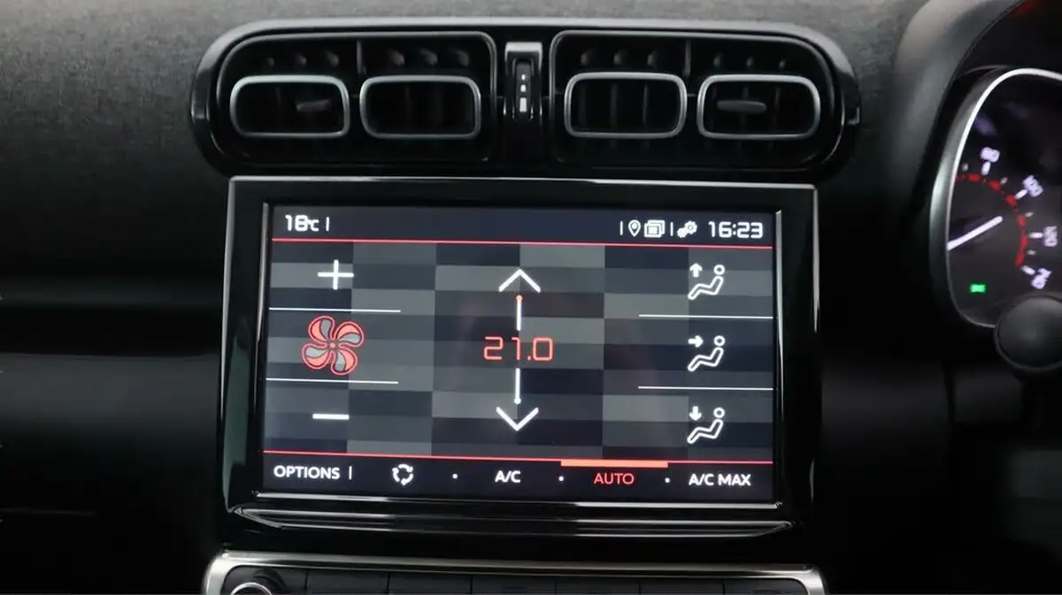2022-citroen-c3-aircross-12-puretech-shine-plus-110ps-big-12