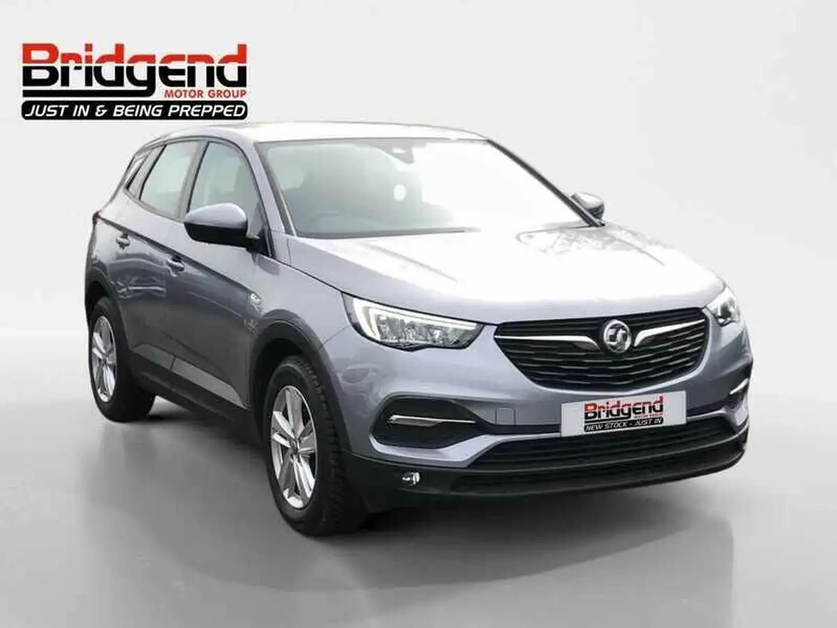 2020-vauxhall-grandland-x-12-se-big-0