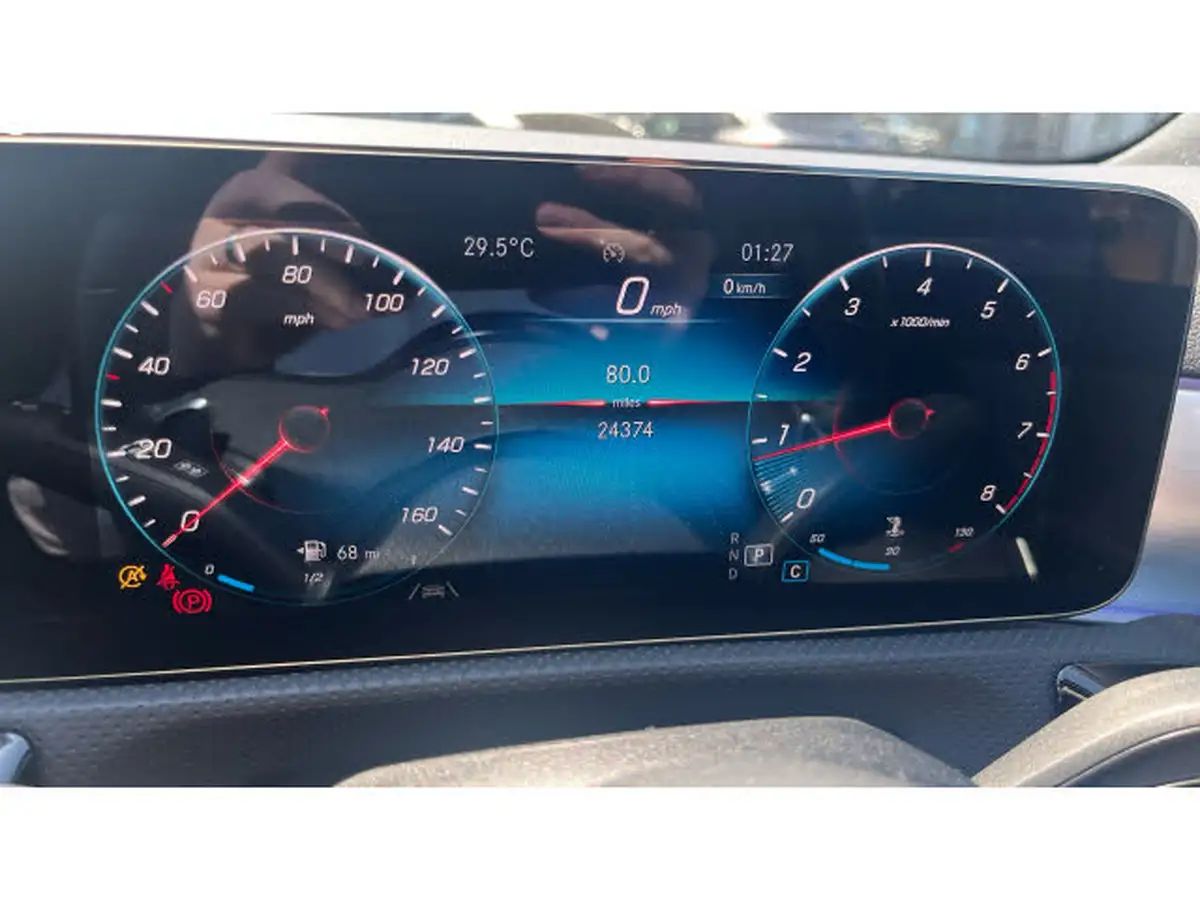 2022-mercedes-benz-a-class-13-a200-amg-line-premium-plus-edition-hatchback-5d-7g-dct-big-17