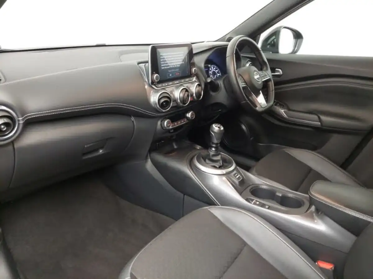 2023-nissan-juke-10-dig-t-n-connecta-big-4