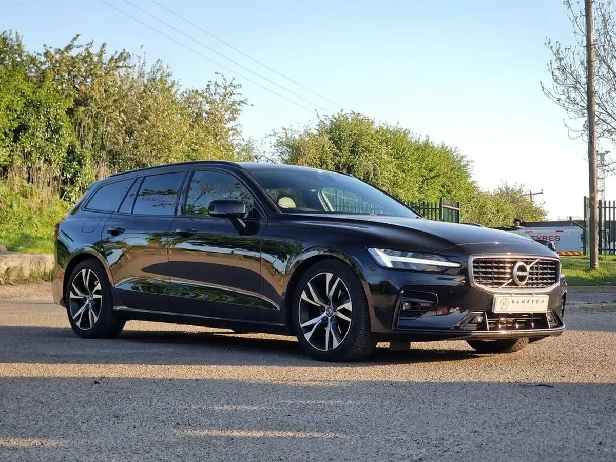 2020-volvo-v60-20-t4-r-design-plus-big-0