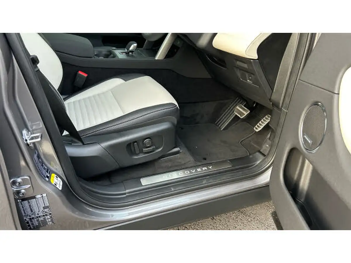 2024-land-rover-discovery-sport-20-d200-dynamic-se-big-39