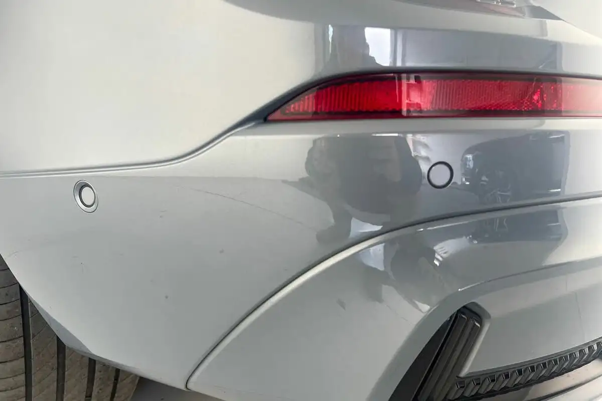 2024-volvo-xc60-20-b5-plus-big-20