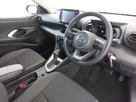 2022-toyota-yaris-15-vvt-i-design-small-10