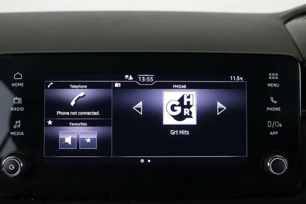 2024-skoda-fabia-10-tsi-se-comfort-116ps-big-23