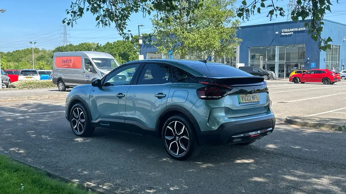 2022-citroen-c4-e-shine-plus-big-4