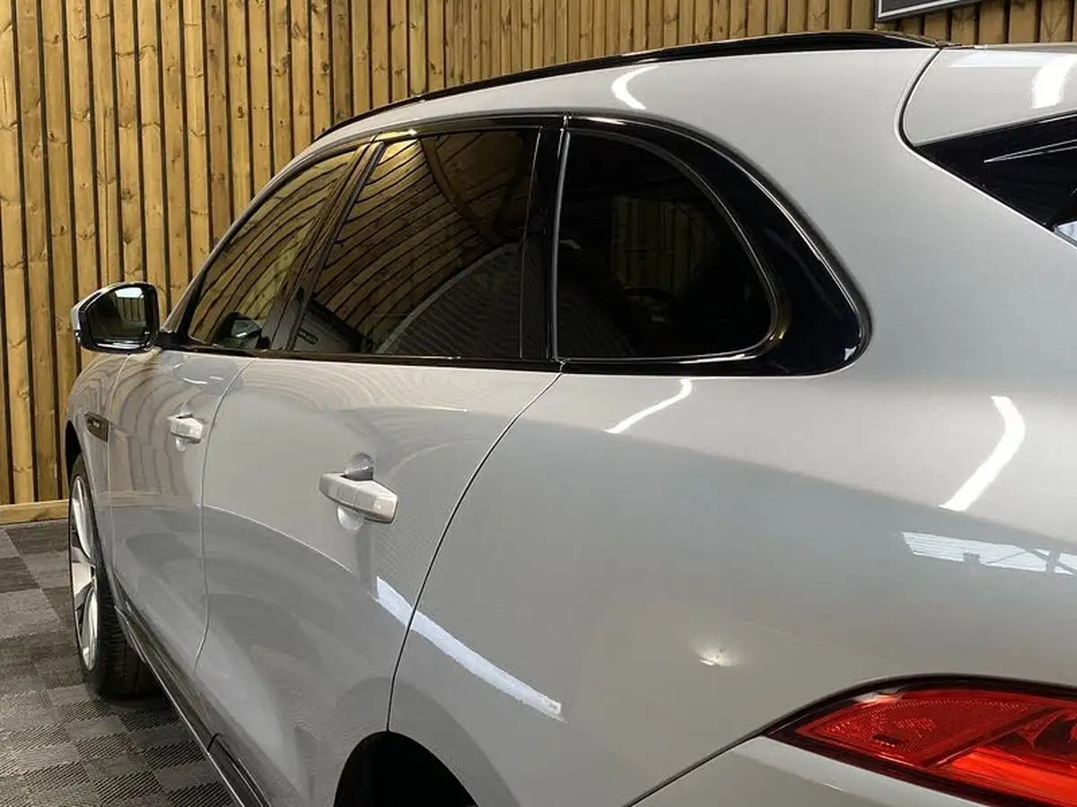 2018-jaguar-f-pace-20-i4d-r-sport-180ps-awd-auto-big-36